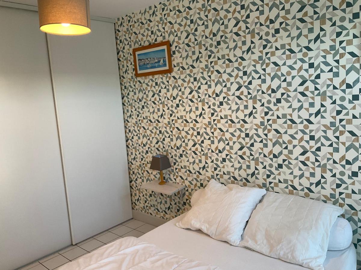 Appartement Centre Ville Pres Du Port Avec Parking Et Wifi La Rochelle  Luaran gambar